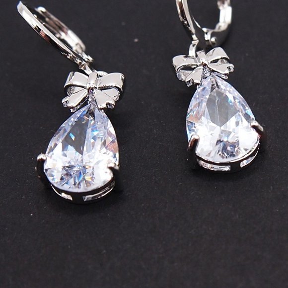 ⭐Bundle Sale⭐ 4Pc. Waterdrop Diamond Earrings and Necklace Set Sterling Silver - Picture 3 of 7